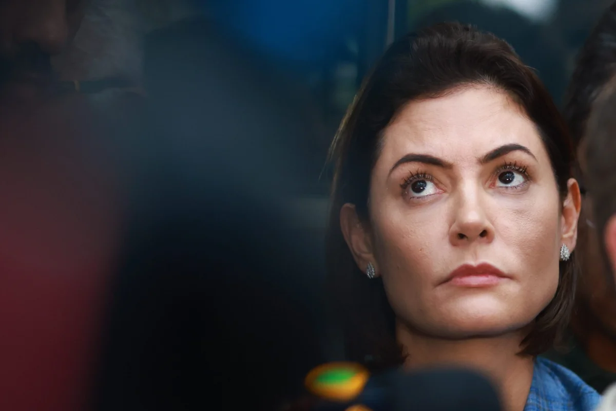 Michelle ofusca saída de Jaques e prejudica Flávio entre as mulheres