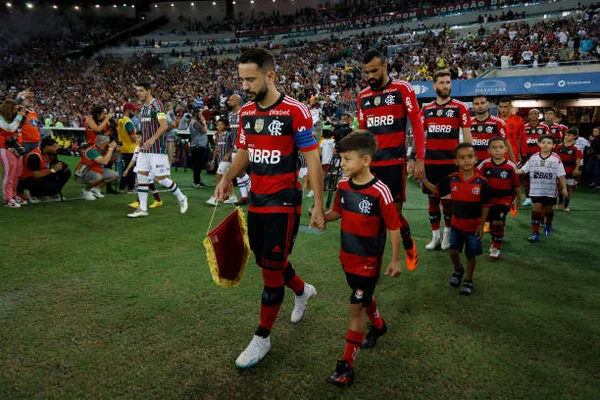 O que estão esperando para suspender de vez o Brasileirão?