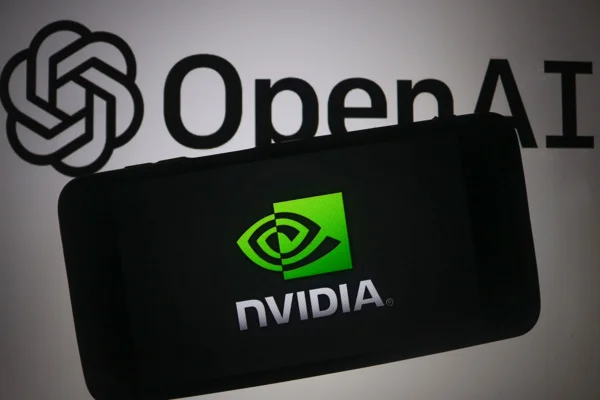 Imagem de logomarcas da Nvidia e da OpenAI