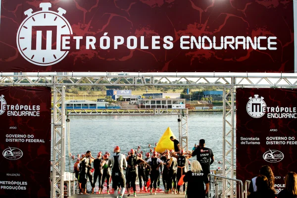 Último dia de Metrópoles Endurance Triatlo reúne atletas de todo país