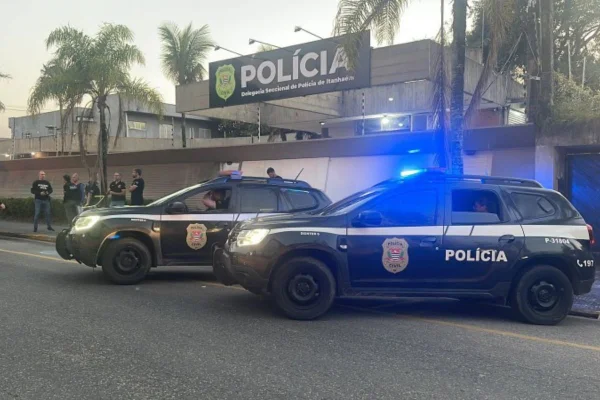 Polícia do RS cumpriu mandados em São Paulo. Golpe do falso leilão consistia na criação de sites fakes que simulavam plataformas oficiais - Metrópoles