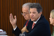 Ministro da Fazenda, Fernando Haddad, em reunião ministerial com Lula