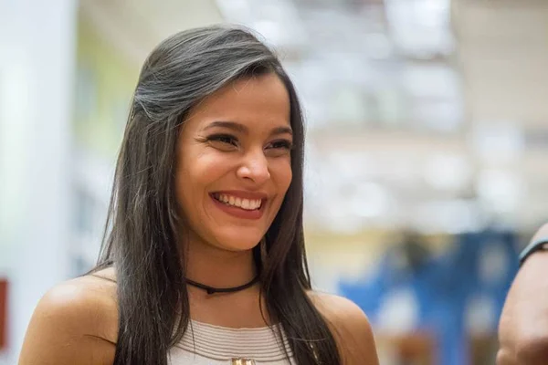 Emily Araújo, do BBB 17, palestra em universidade do Rio Grande do Sul