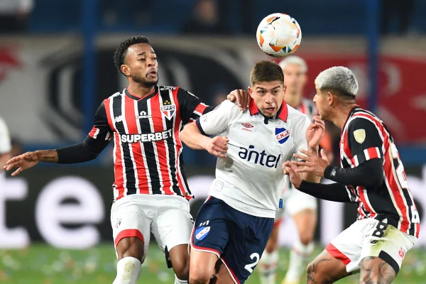 São Paulo empata com Nacional no Uruguai e decide vaga no MorumBis