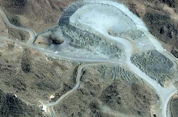 Trump ameaça destruir Montanha Pickaxe, possível centro nuclear do Irã