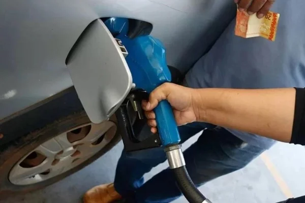 Posto - Metrópoles
