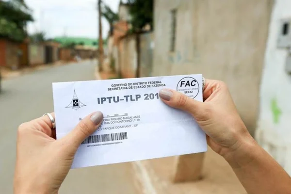 IPTU - Metrópoles