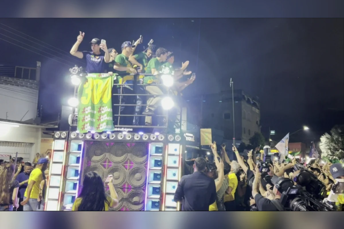 Flávio Bolsonaro (PL) em Governador Valadares (MG) Flávio Bolsonaro (PL) em Governador Valadares (MG)
