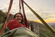 Gustavo era praticante de highline e recentemente conseguiu o certificado internacional de rigger Gustavo era praticante de highline e recentemente conseguiu o certificado internacional de rigger