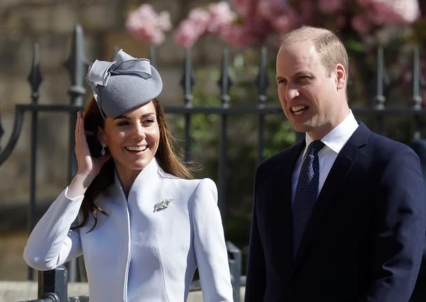 Após uma semana, William e Kate finalmente conhecem o sobrinho Archie