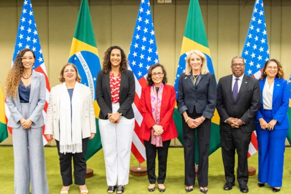 Articulação antirracista DF recebe deputados da bancada negra dos EUA