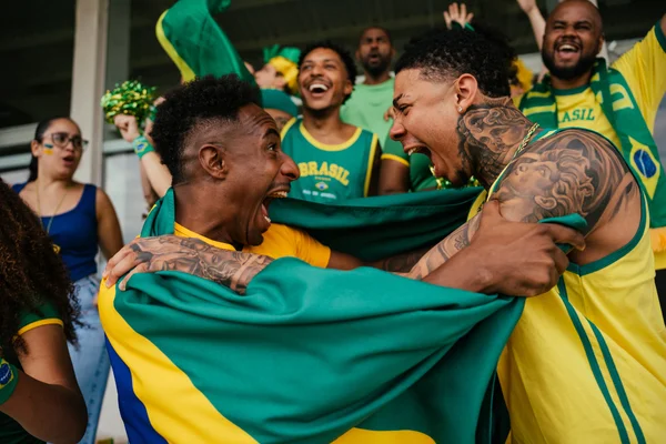Jogos do Brasil na Copa trabalhador pode folgar ou sair mais cedo