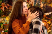 Bruna Massa, nora do Ratinho, abraça o filho Noah