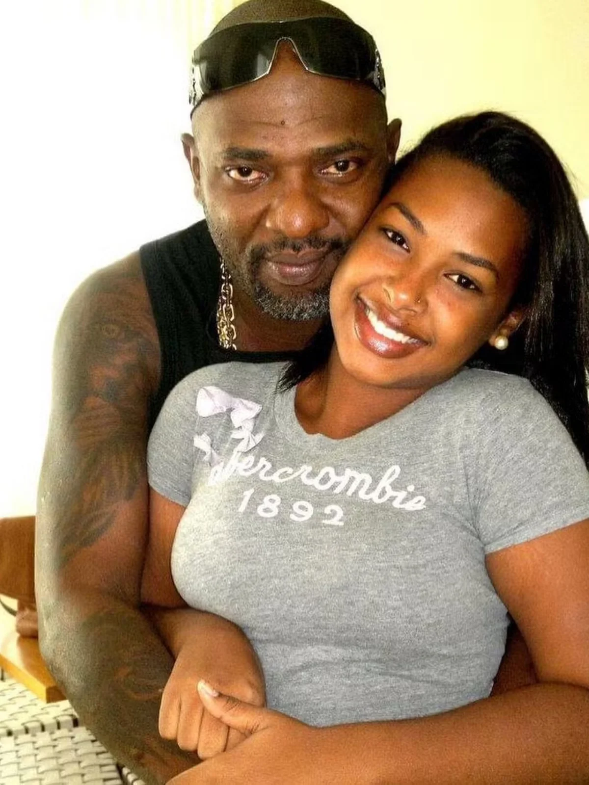 Mr. Catra e Julia Garcia Domingues. Mr. Catra e Julia Garcia Domingues.