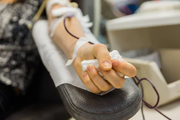 Doação de sangue - Metrópoles
