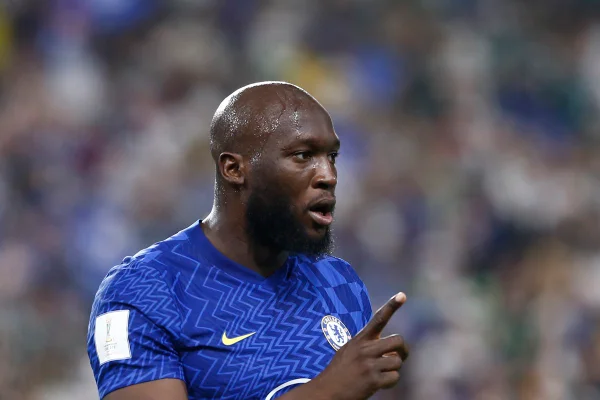 Edmundo foi racista ao dizer que Lukaku é desprovido de técnica?