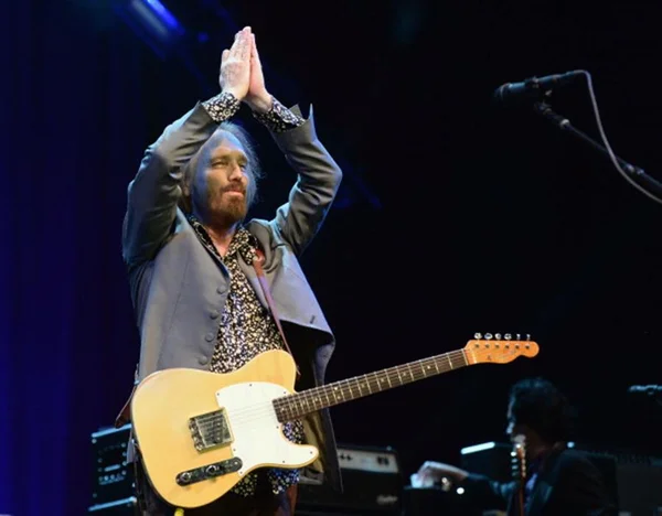 Vocalista do Heartbreakers, Tom Petty, morre aos 66 anos