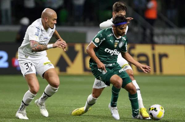 Palmeiras vence o Santos - Metrópoles