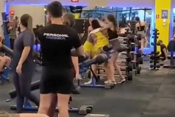 imagem colorida briga academia goiania