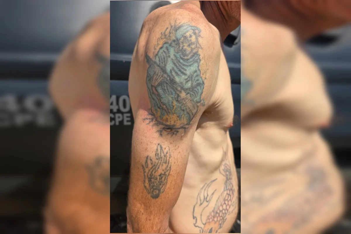 Outras tatuagens Outras tatuagens