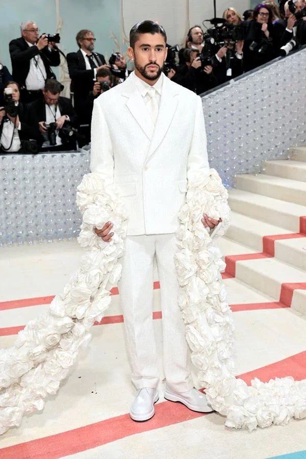 A flor é um símbolo icônico da Chanel, casa francesa onde o Lagerfeld trabalhou por 36 anos A flor é um símbolo icônico da Chanel, casa francesa onde o Lagerfeld trabalhou por 36 anos