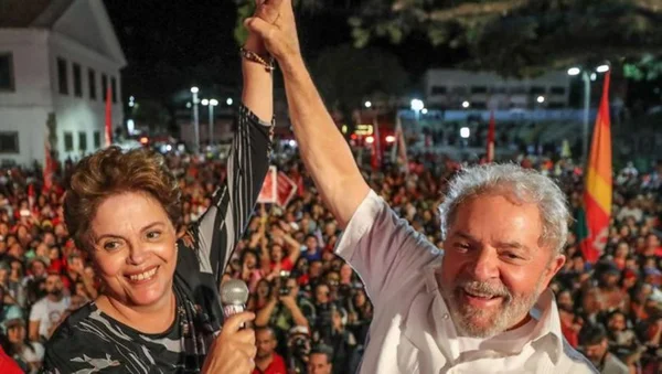 Lula e Dilma em Porto Alegre esquentam ânimos para julgamento