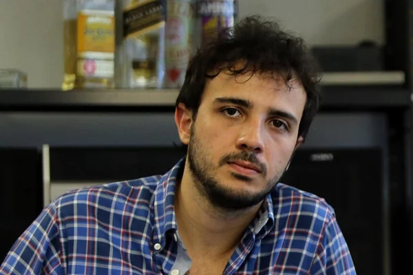 Pré-candidato à Presidência diz que Flávio Bolsonaro “tem de morrer”