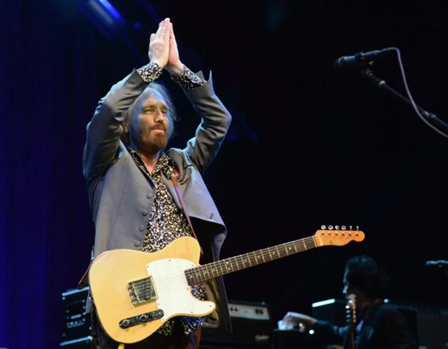 MANCHESTER, TN - JUNE 16: Tom Petty of Tom Petty and the Heartbreakers performs onstage at What Stage during day 4 of the 2013 Bonnaroo Music & Arts Festival on June 16, 2013 in Manchester, Tennessee. (Photo by Jason Merritt/Getty Images) MANCHESTER, TN - JUNE 16: Tom Petty of Tom Petty and the Heartbreakers performs onstage at What Stage during day 4 of the 2013 Bonnaroo Music & Arts Festival on June 16, 2013 in Manchester, Tennessee. (Photo by Jason Merritt/Getty Images)