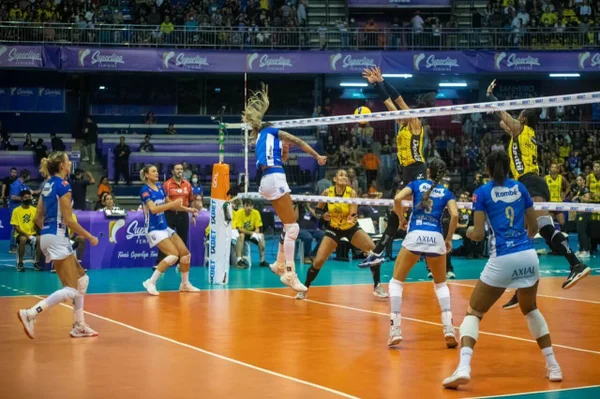 Final da Superliga Feminina entre Praia e Minas - Metrópoles