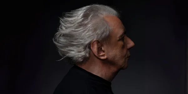 imagem colorida mostra ator marco nanini - metrópoles