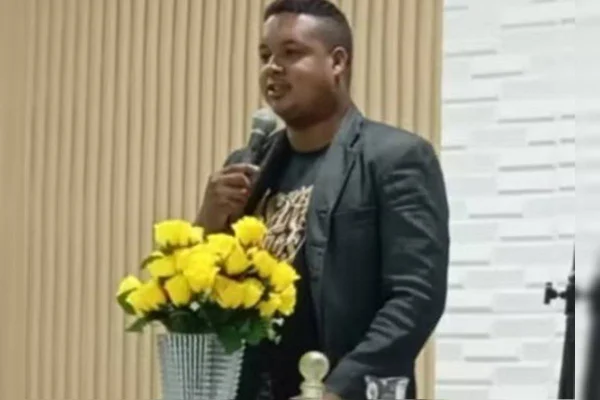 Pastor é morto com 15 tiros