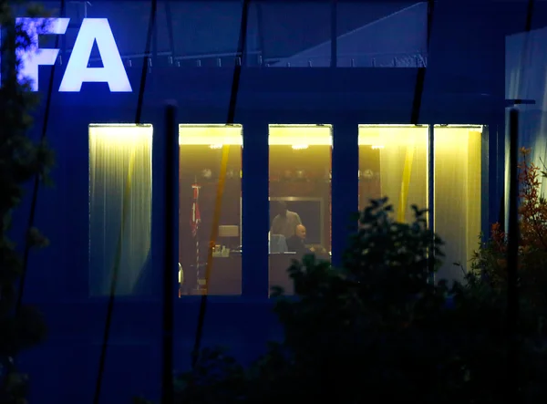 Europeus pedem adiamento de eleição presidencial na Fifa