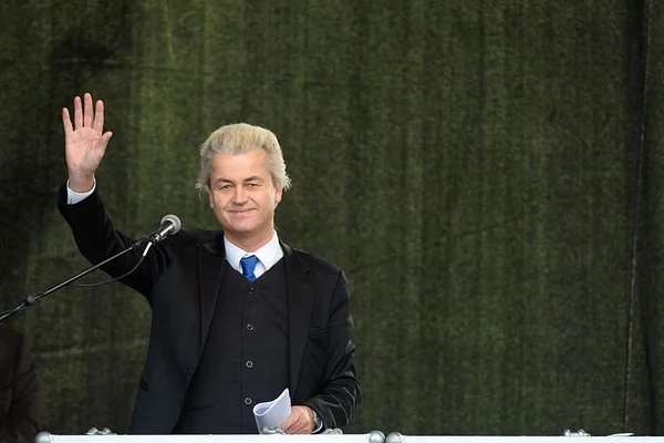 Imagem colorida de Geert Wilders, primeiro-ministro da Holanda extrema direita - Metrópoles