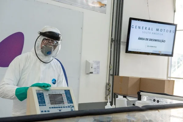 GM lidera força-tarefa para consertar respiradores pulmonares