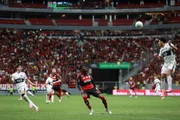 Com jogadores da Copa, veja escalação do Flamengo contra Chapecoense - imagem 6