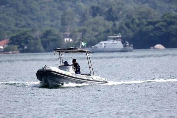 Bolsonaro deve passar Natal na Base da Marinha na Ilha da Marambaia