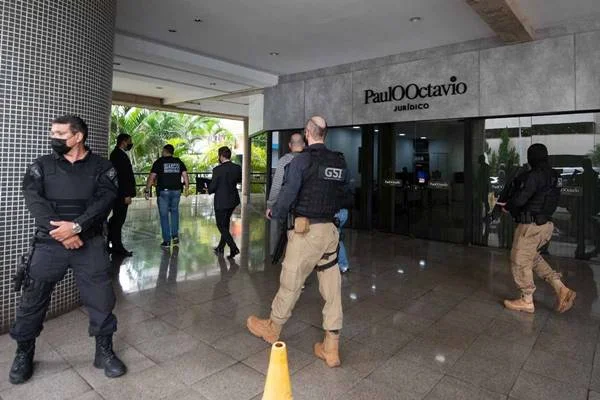 GAECO faz operação nos escritórios Paulo Octavio no Ed Manhattan Plaza