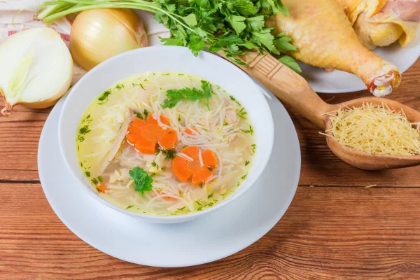 Caldo de frango