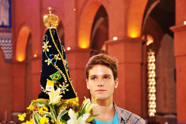 Cena do filme Aparecida – O Milagre