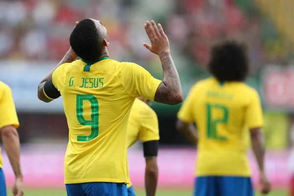 Brasil estreia na Copa América em busca de confiança e bom futebol