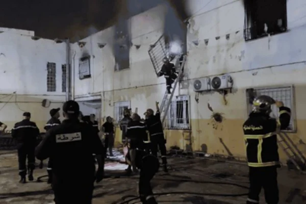 Incêndio em orfanato na Argélia deixa 11 mortos e 19 feridos