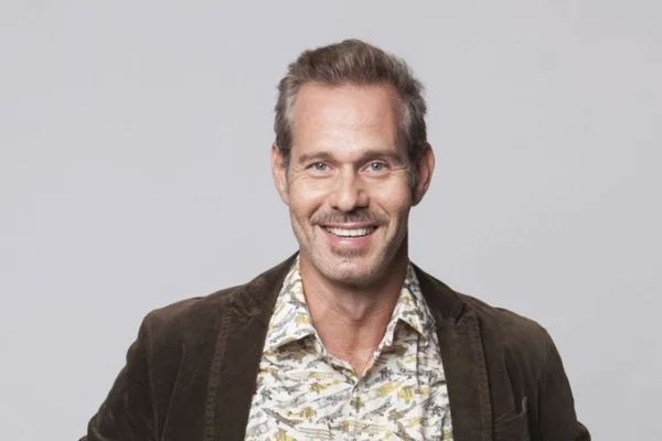 Galã dos anos 1990, Nico Puig afirma que sexualidade afetou sua carreira