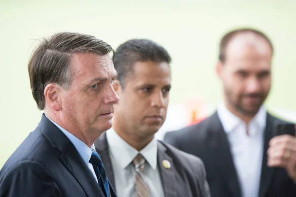 Bolsonaro reclama de pedido para expulsar MST de fazenda