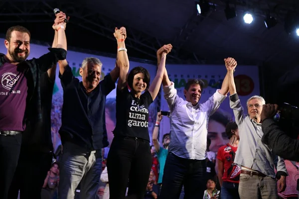 “Vamos ganhar a eleição”, diz Haddad em ato de apoio no Rio