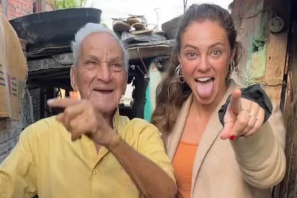 Paolla Oliveira e o avô materno