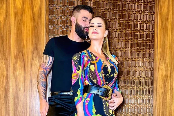 O cantor é casado com a modelo Andressa Suita