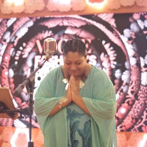 goias cantora morre covid