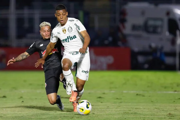 Ficou bastante claro: o time B do Verdão não tá com essa bola toda