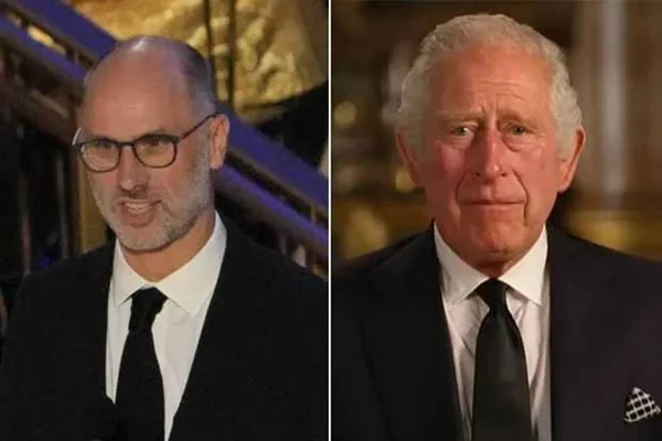 foto colorida de dois homens brancos