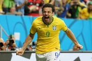 Fred também defendeu a Seleção Brasileira na Copa do Mundo de 2014. Fred também defendeu a Seleção Brasileira na Copa do Mundo de 2014.